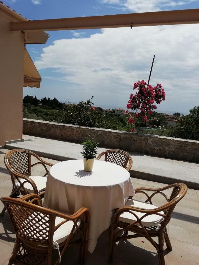 Eco Villa Makri Exterior photo